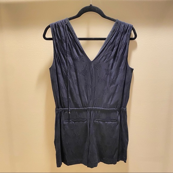 Ann Taylor navy blue romper - Picture 4 of 4